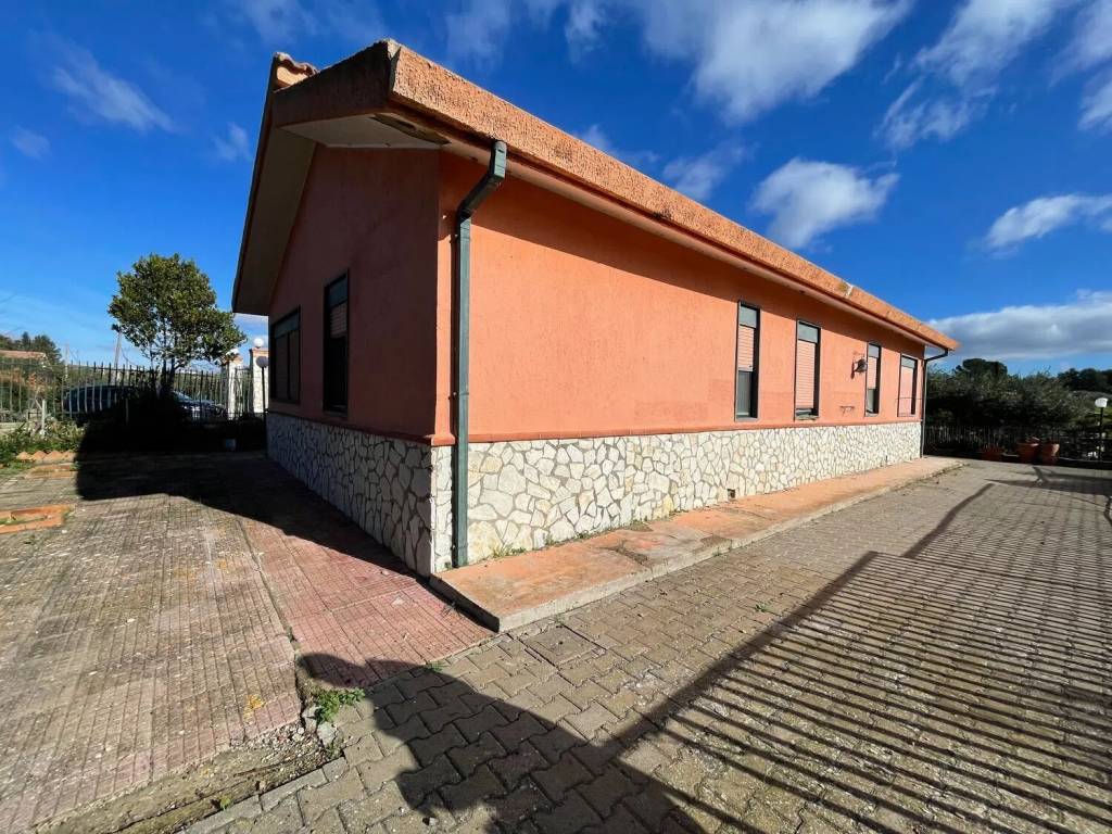 Villa a Caltanissetta in Contrada Xirbi No Number - Foto 2