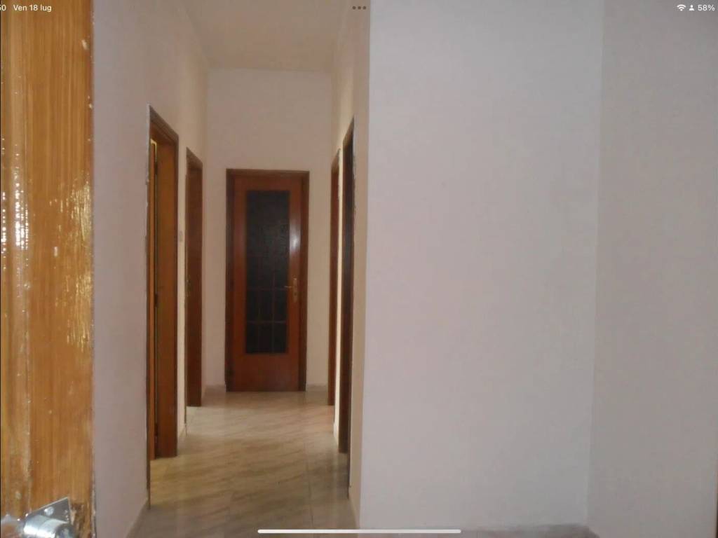 Appartamento a Caltanissetta in Via Napoleone Colajanni, 242 - Foto 4