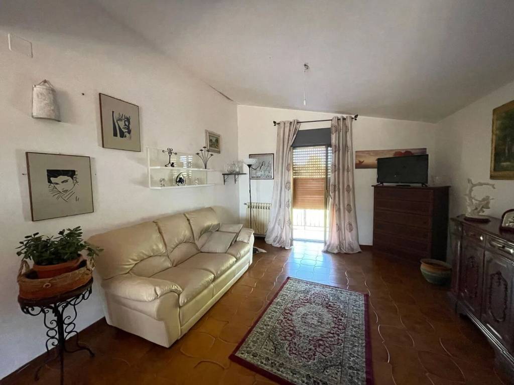 Villa a Caltanissetta in Via Eber Colonnello, 6 - Foto 3