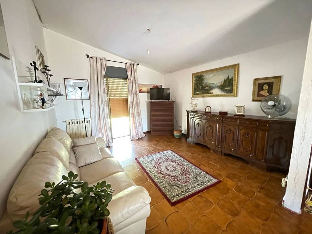 Villa a Caltanissetta in Via Eber Colonnello, 6 - Foto 4