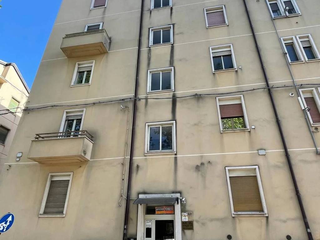 Appartamento a Caltanissetta in Viale Della Regione, 2 - Foto 2