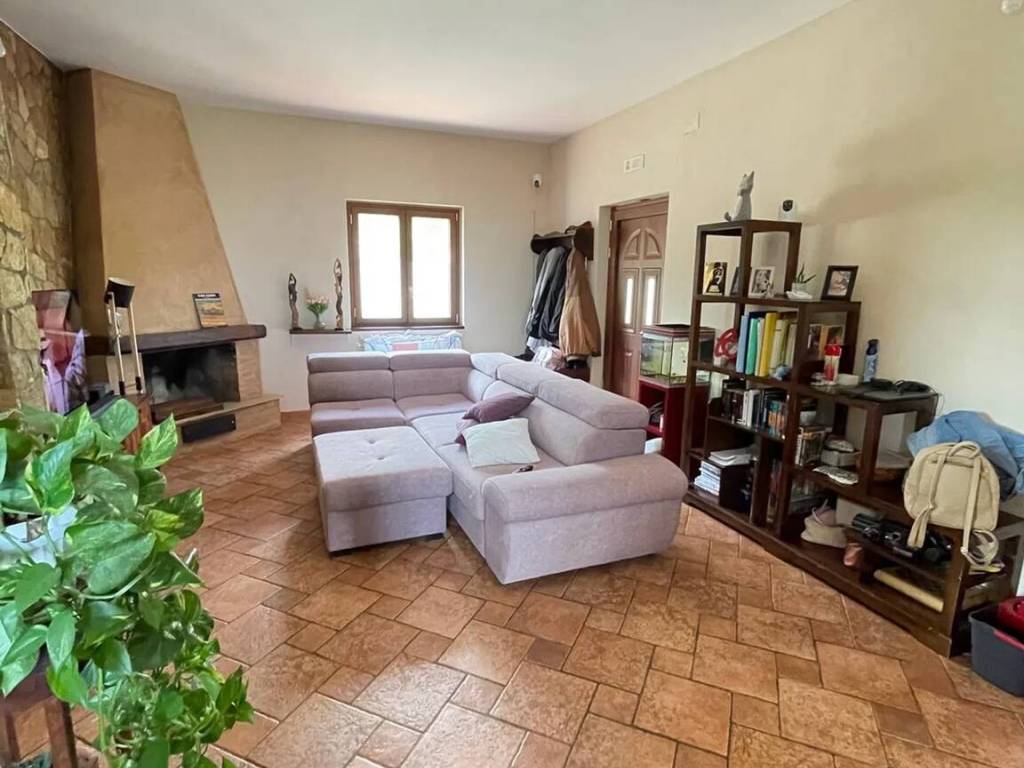 Villa a Caltanissetta in Via Dei Giardini, 15 - Foto 4