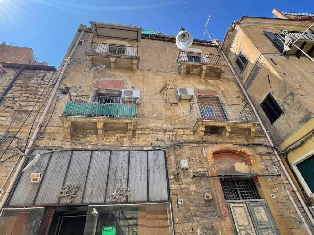 Appartamento a Caltanissetta in Via Palermo, 14 - Foto 2
