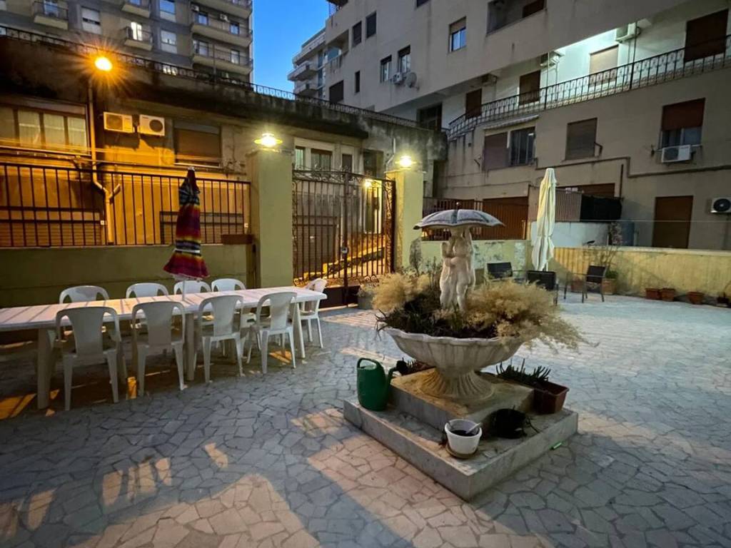 Appartamento a Caltanissetta in Via Basilicata, 27 - Foto 4