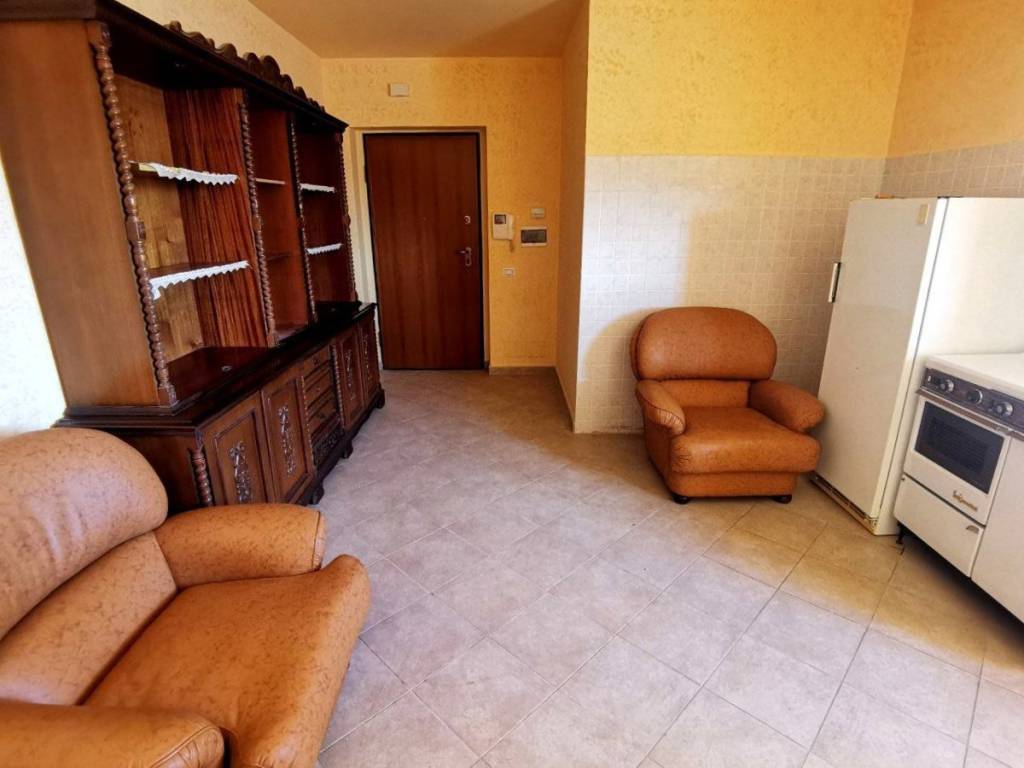 Appartamento a San salvo in Via Ferruccio Parri, 2 - Foto 2
