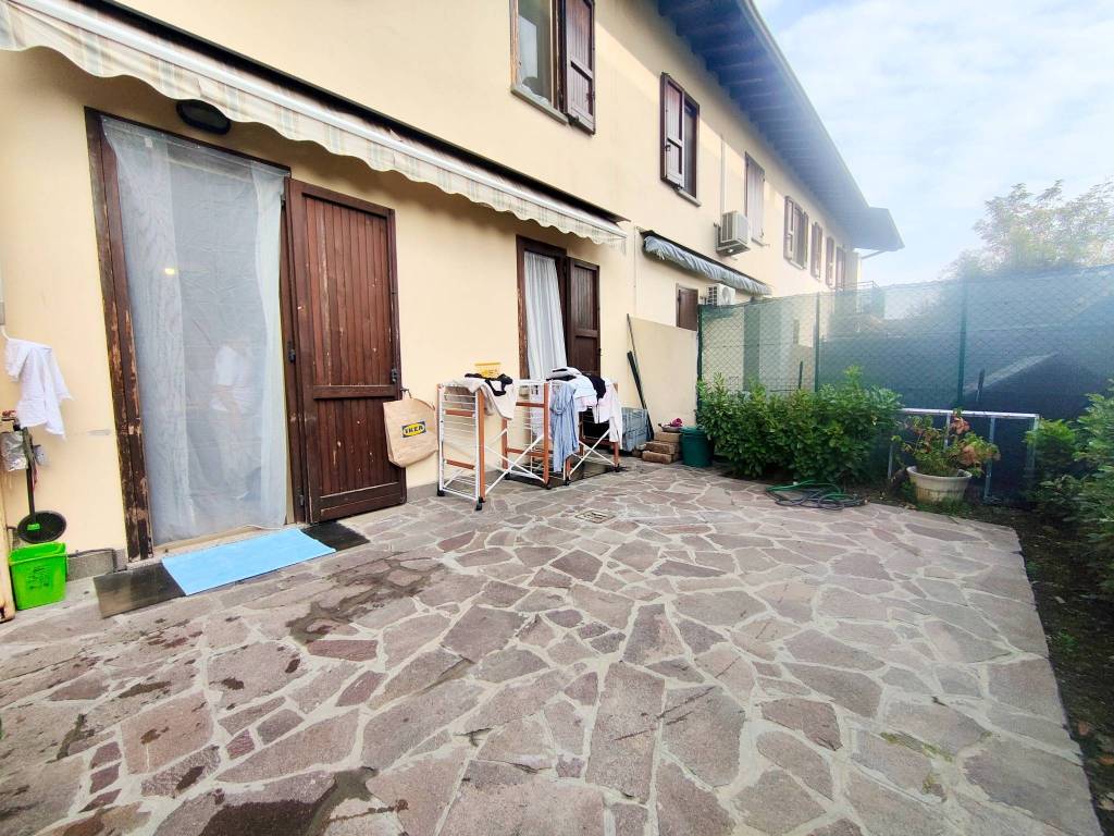 Villetta a schiera a Calcinate in Via Paolo VI, 14 - Foto 3