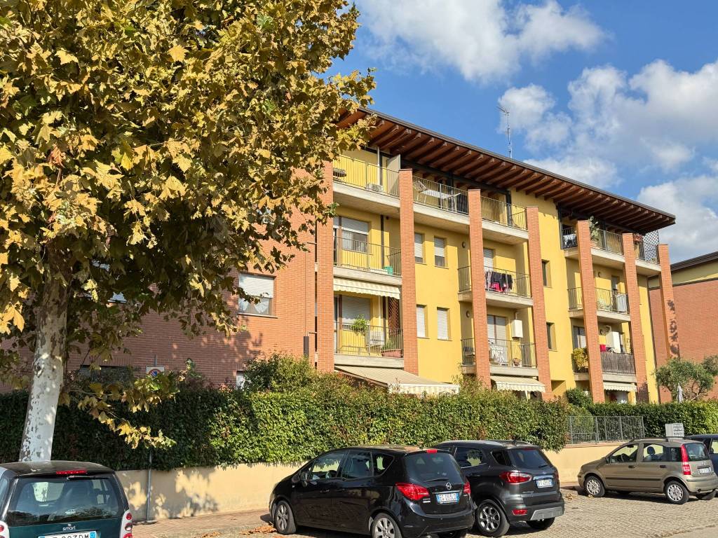 Appartamento a Collecchio in Via Enrico Berlinguer - Foto 2