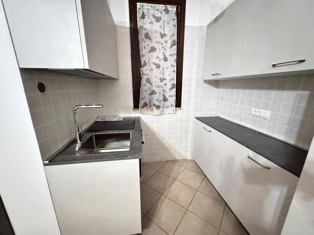 Appartamento a Elmas in Via Salvio Argiolas - Foto 4