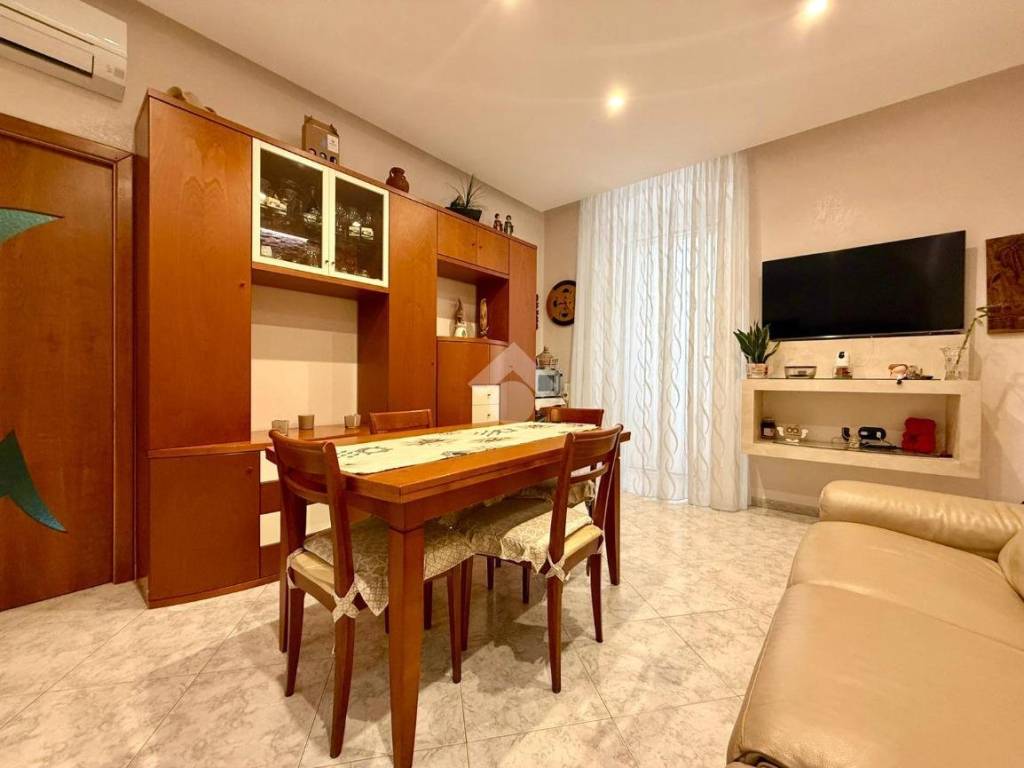 Appartamento a Bitonto in Giandonato Rogadeo, 68 - Foto 2