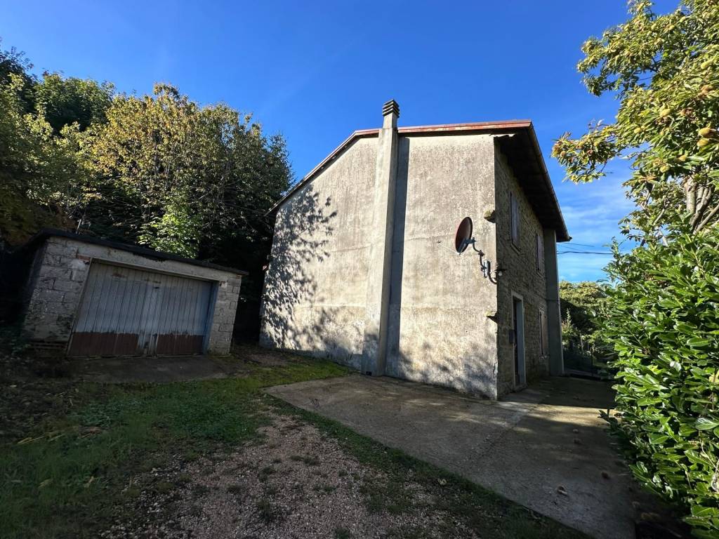 Rustico / casale a Castiglione dei pepoli in Via L. Luccarini - Foto 4