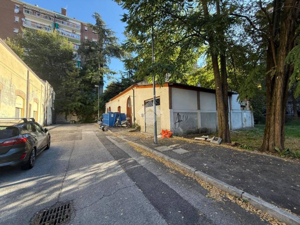Box / garage a Trieste in Via Norma Cossetto, 7 - Foto 4