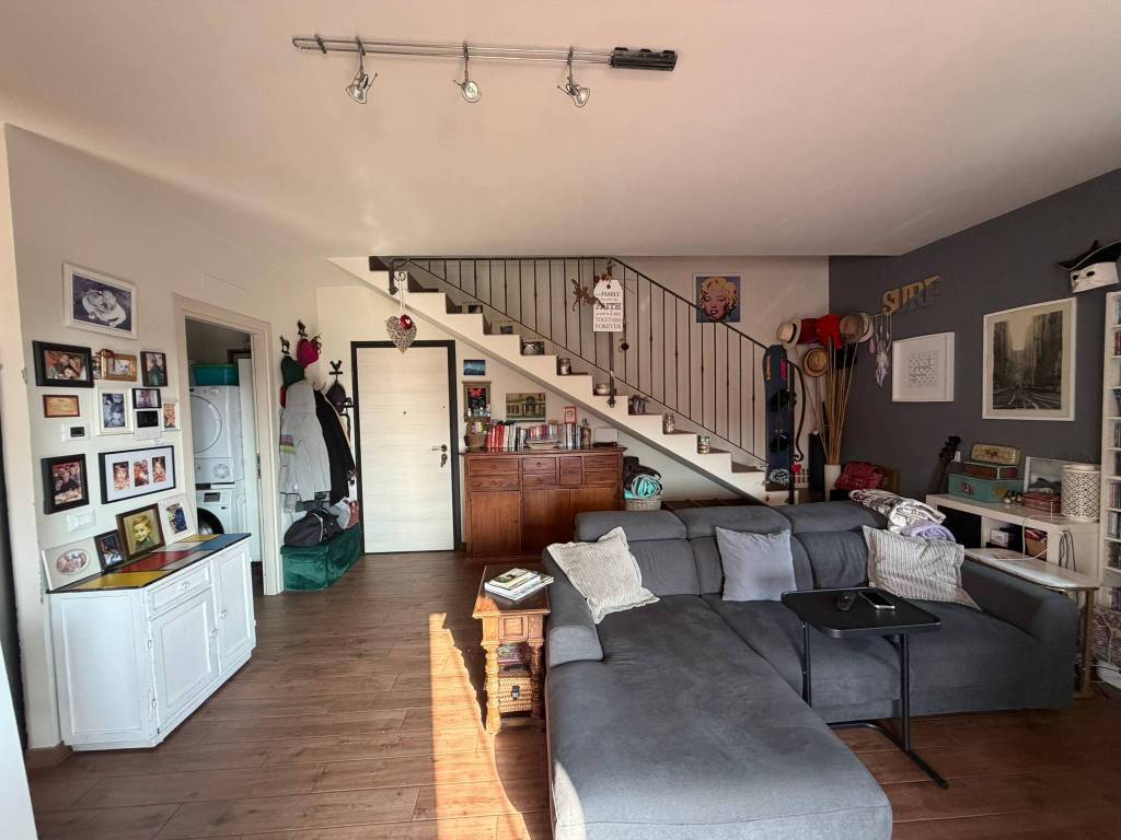 Appartamento a Oleggio castello in Via Monte Oleggiasco, 18 - Foto 4