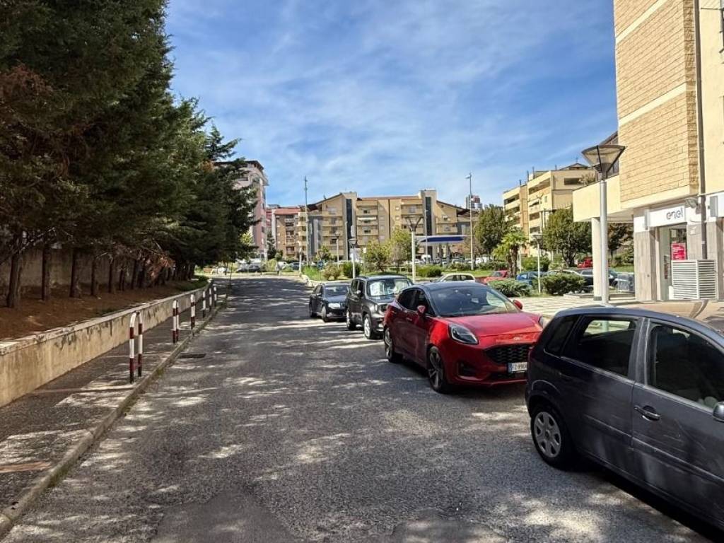 Immobile a Cosenza in Viale Giacomo Mancini - Foto 5