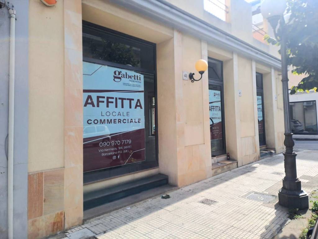 Immobile a Barcellona pozzo di gotto in VIA ROMA , 43-45 - Foto 2