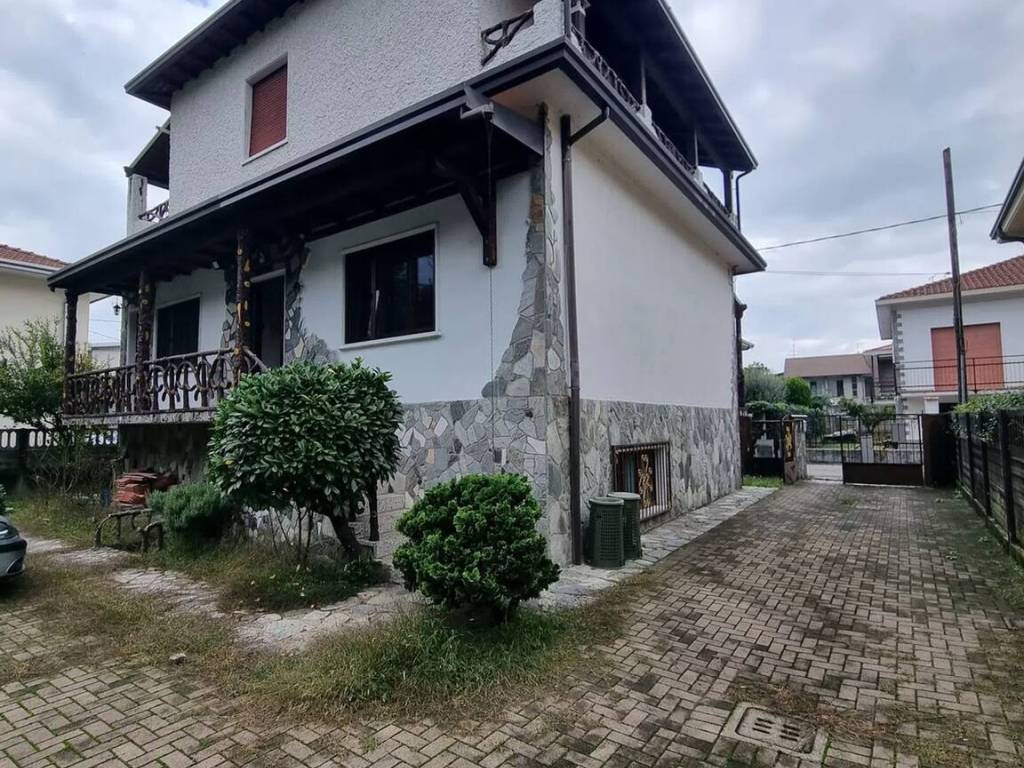 Villa a Samarate - Foto 2