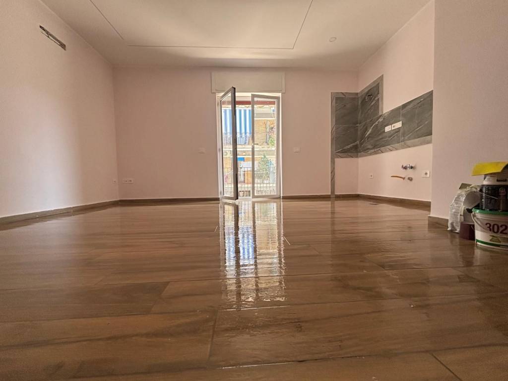 Appartamento a Salerno in Via Michele Murino, 8 - Foto 2