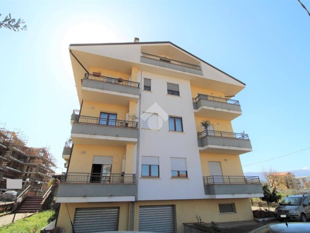Appartamento a Montalto uffugo in Via Oriana Fallace, 111 - Foto 5