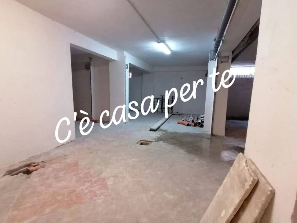 Box / garage a Nocera inferiore in Via Fucilari, 34 - Foto 2