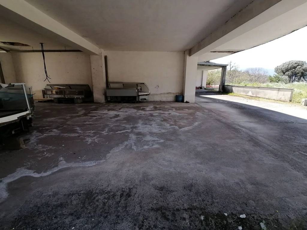 Palazzo / stabile a Bracigliano in Via Vescovo Gabrie E Capaccio, 108 - Foto 5