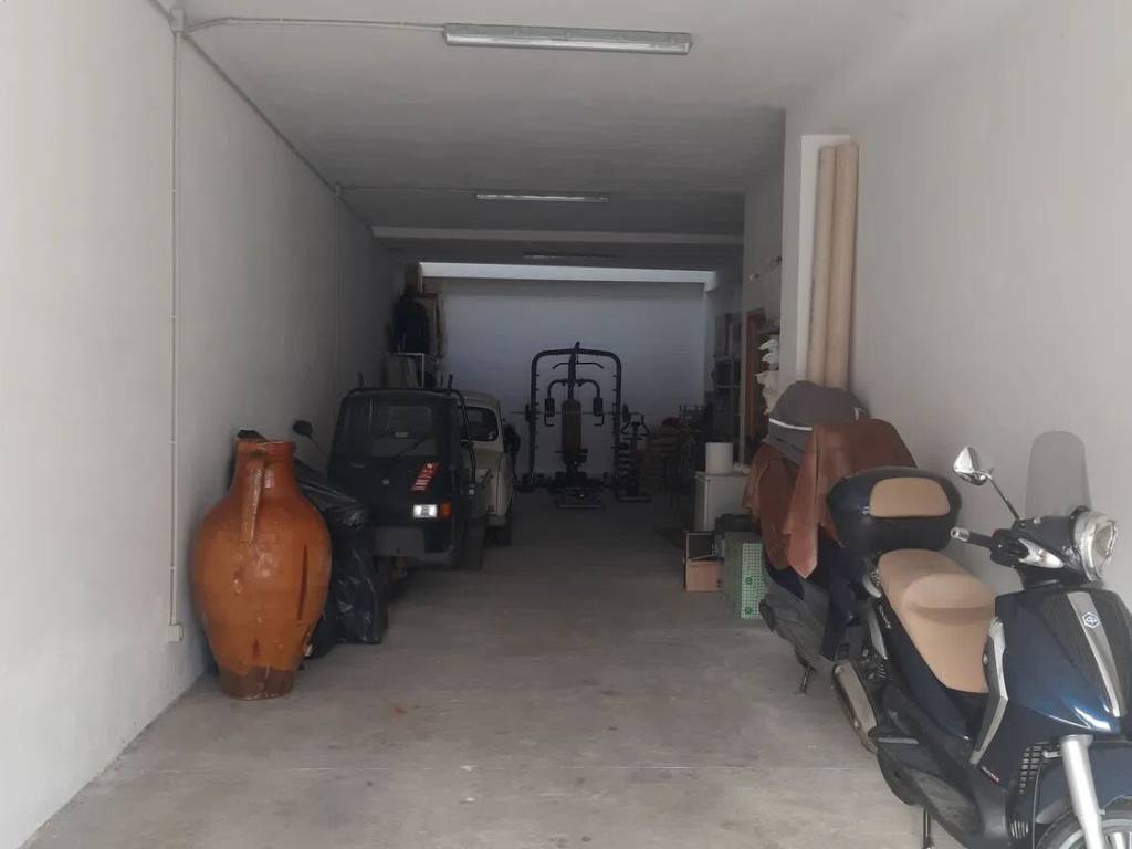 Immobile a Ostuni in Zona Artigianle Scopinaro - Foto 2