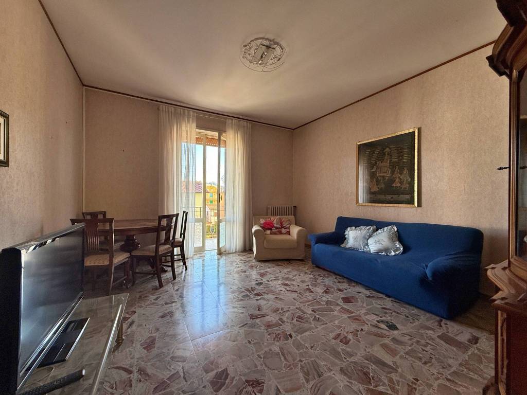 Appartamento a Orte in Via della Ricostruzione - Foto 4
