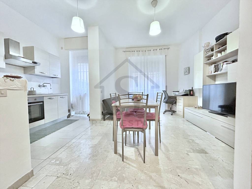 Appartamento a Monza in Via Vittorio Alfieri - Foto 2