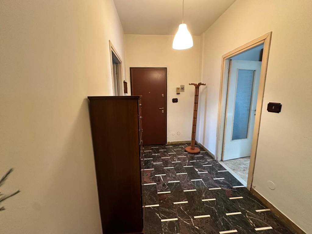 Appartamento a Rivoli in Via Camillo Benso di Cavour, 21 - Foto 3