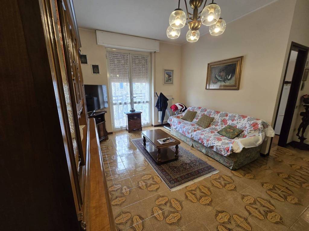 Appartamento a Arcore in Via Moncenisio, 4 - Foto 3