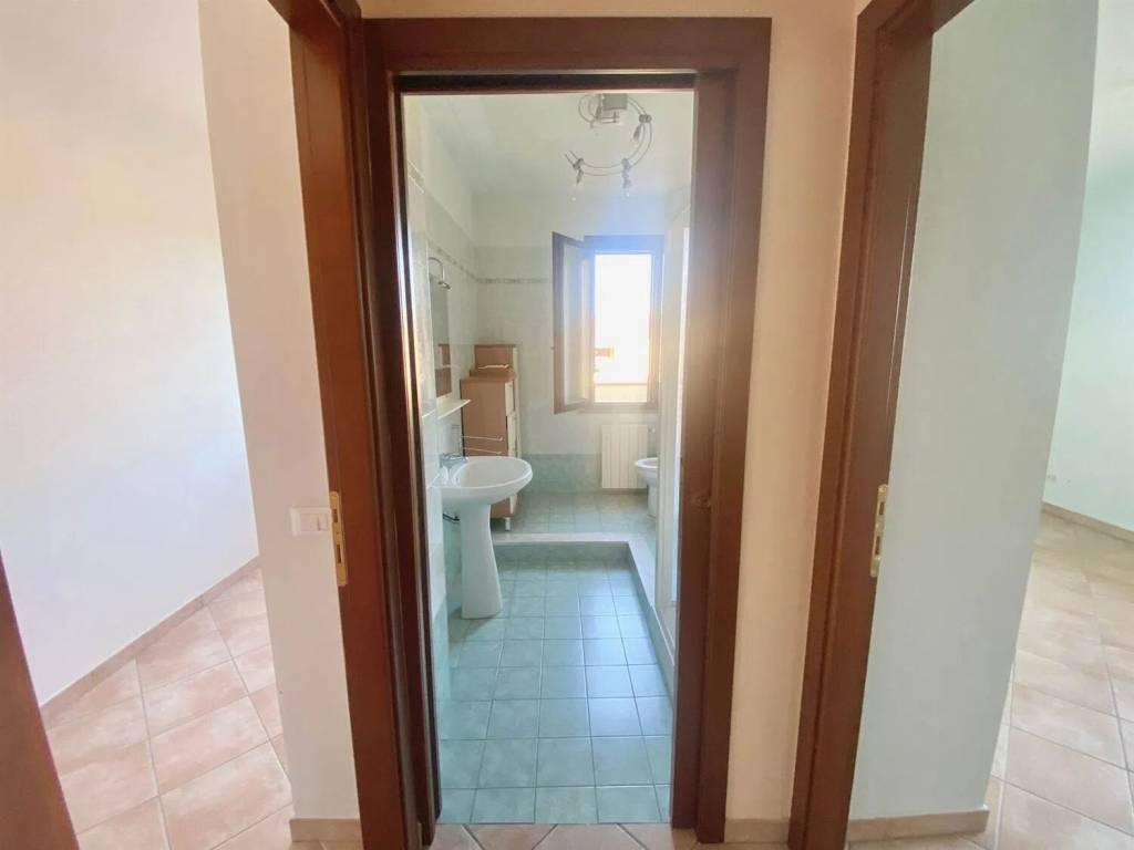 Appartamento a Rosignano marittimo in Via Pierluigi Viola - Foto 4