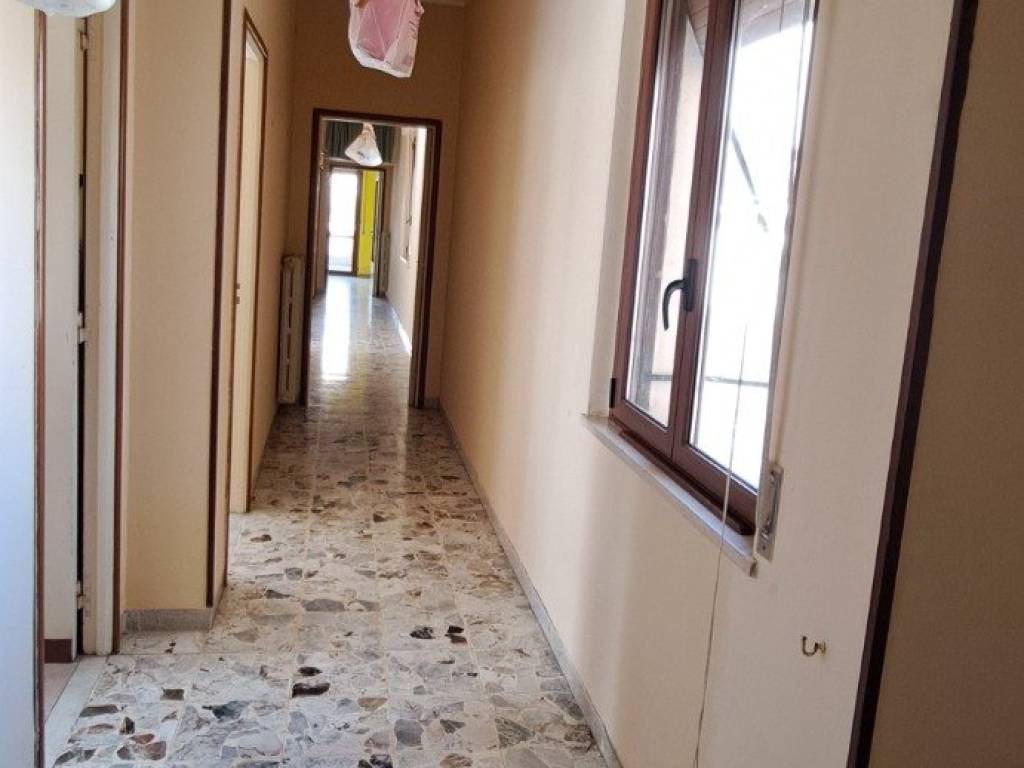 Appartamento a Catanzaro in Via Francesco Crispi - Foto 4