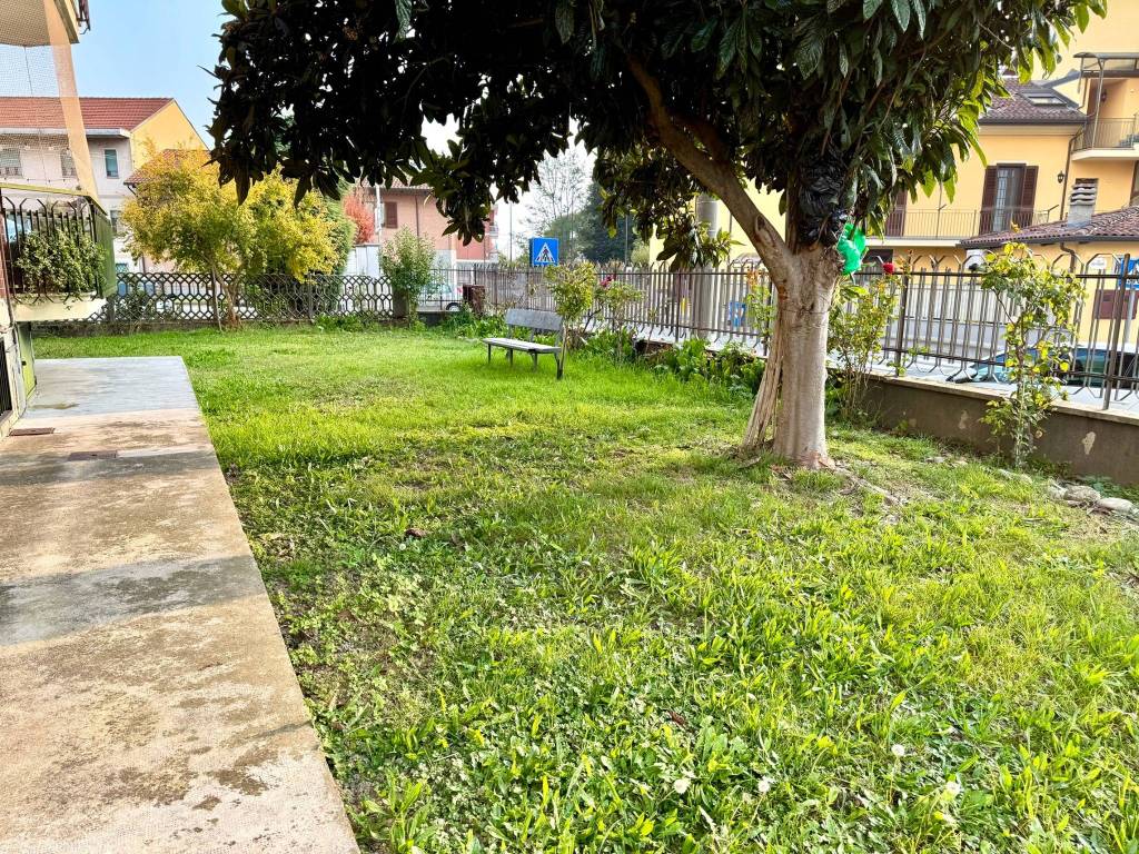 Appartamento a Leinì in Via Secondo Balbo, 2 - Foto 3