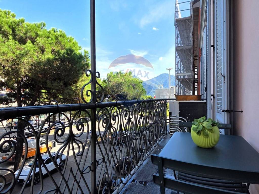 Appartamento a Verbania in piazza matteotti - Foto 4