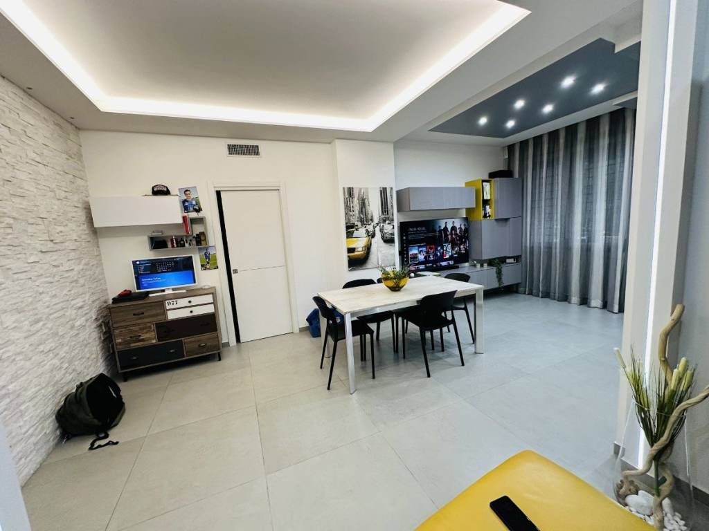 Appartamento a Reggio emilia in Via Martiri di Cervarolo - Foto 3