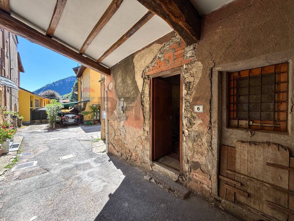 Rustico / casale a Bisuschio in Vicolo Gariboldi, 6 - Foto 4