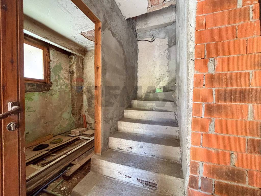 Rustico / casale a Bisuschio in Vicolo Gariboldi, 6 - Foto 5
