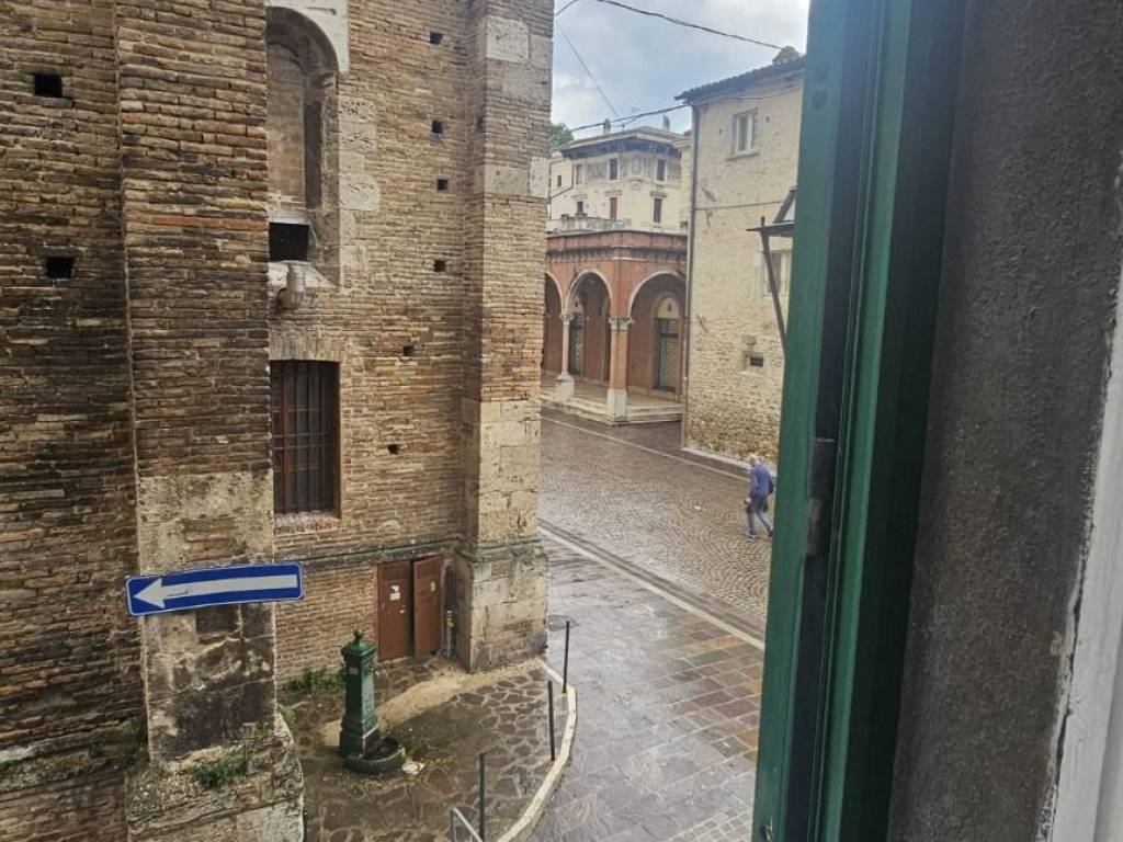 Casa indipendente a Teramo in Largo Melatini, 6 - Foto 3