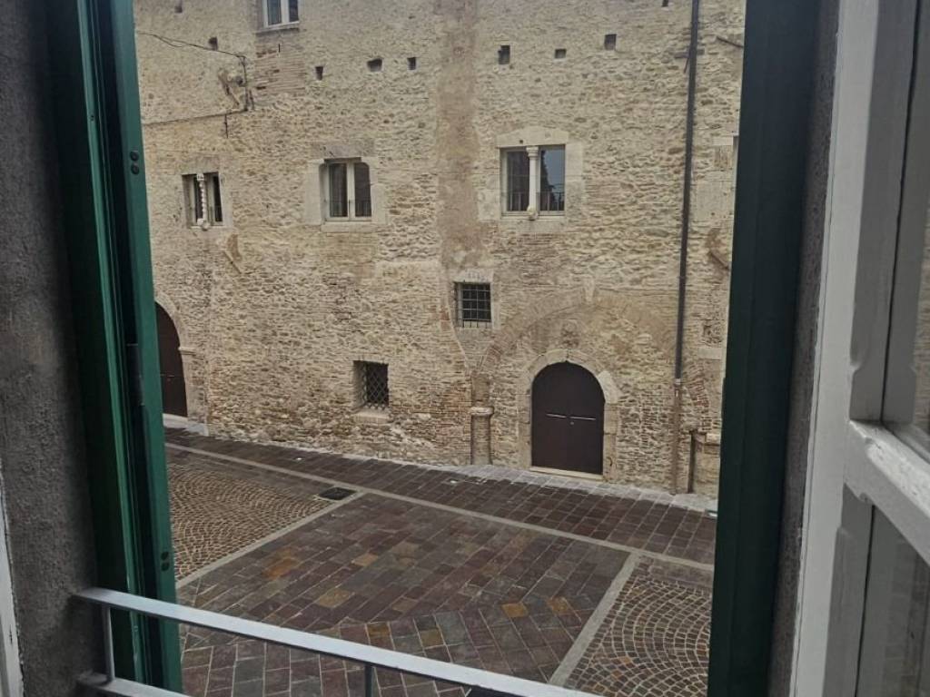 Casa indipendente a Teramo in Largo Melatini, 6 - Foto 5