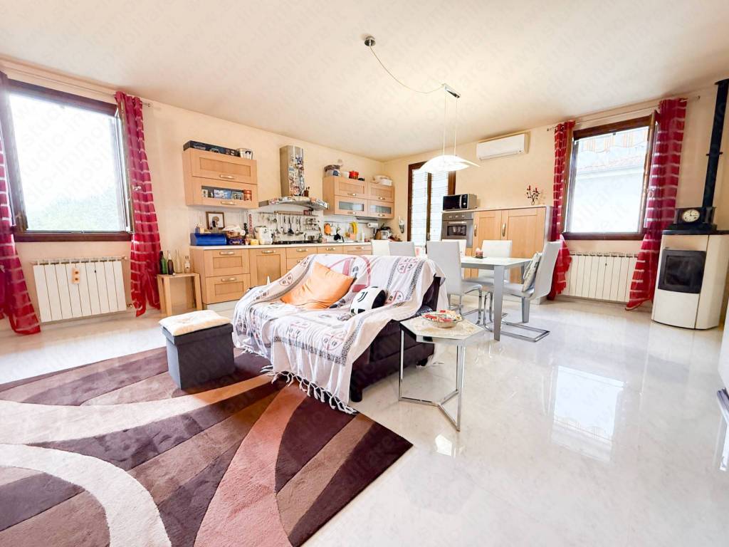 Appartamento a Ceneselli in Via D. Mantovani e N. Bernini - Foto 2