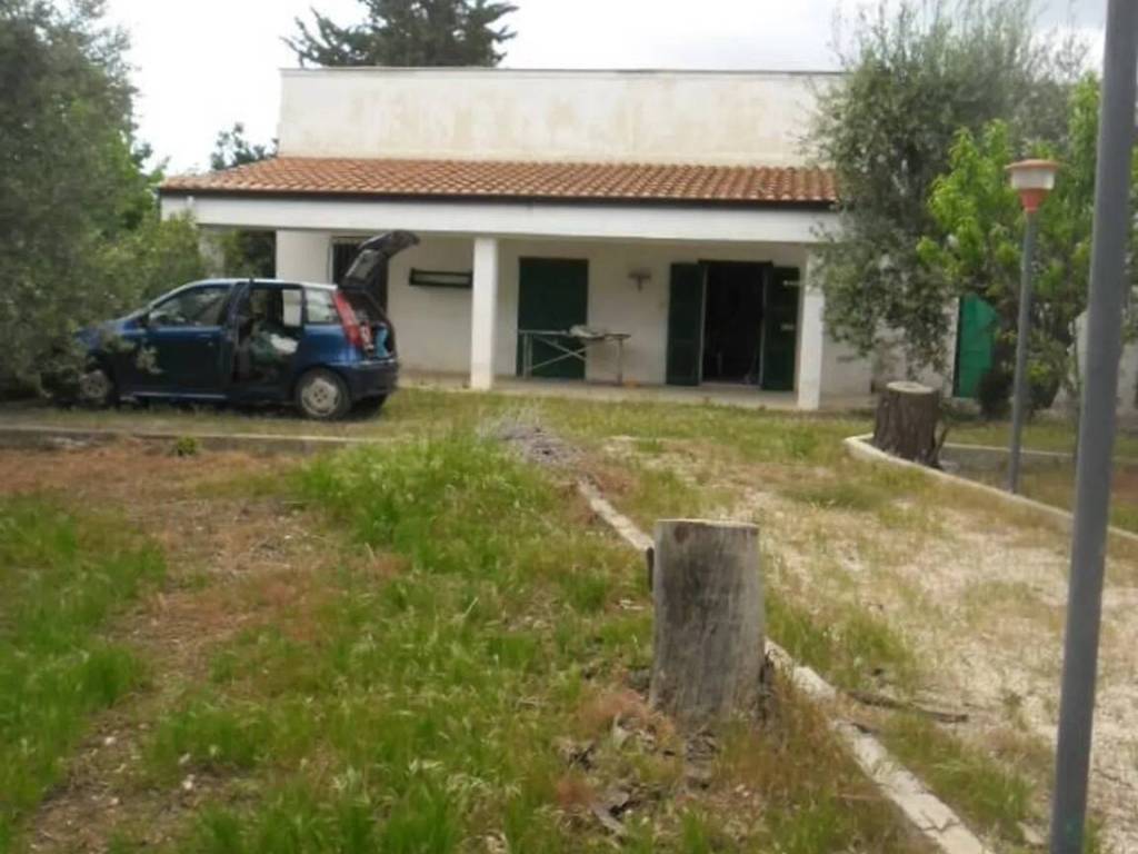 Villa a Trani in Via Pezza Della Chiesa No Number - Foto 4