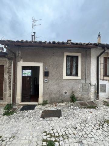 Appartamento a Rocca di mezzo in Largo Bucci - Foto 4