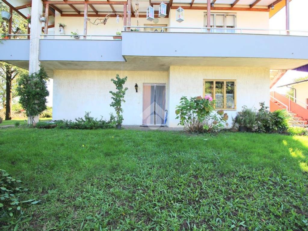 Appartamento a Premariacco in VIA IPPOLITO NIEVO, 1 - Foto 4