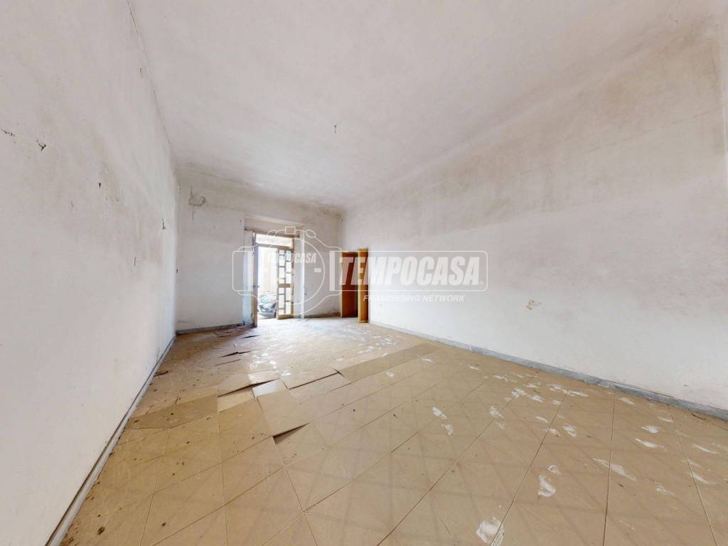 Casa indipendente a Turi in Via Garibaldi - Foto 2
