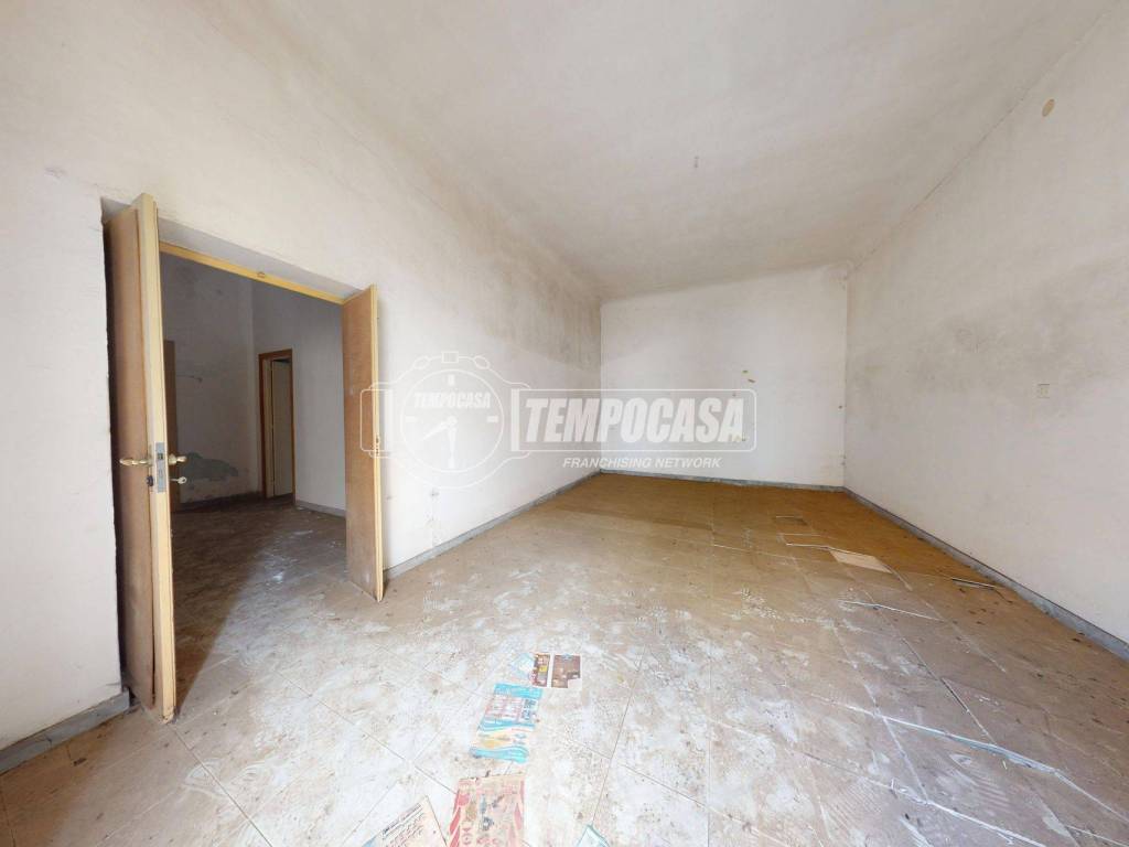 Casa indipendente a Turi in Via Garibaldi - Foto 4