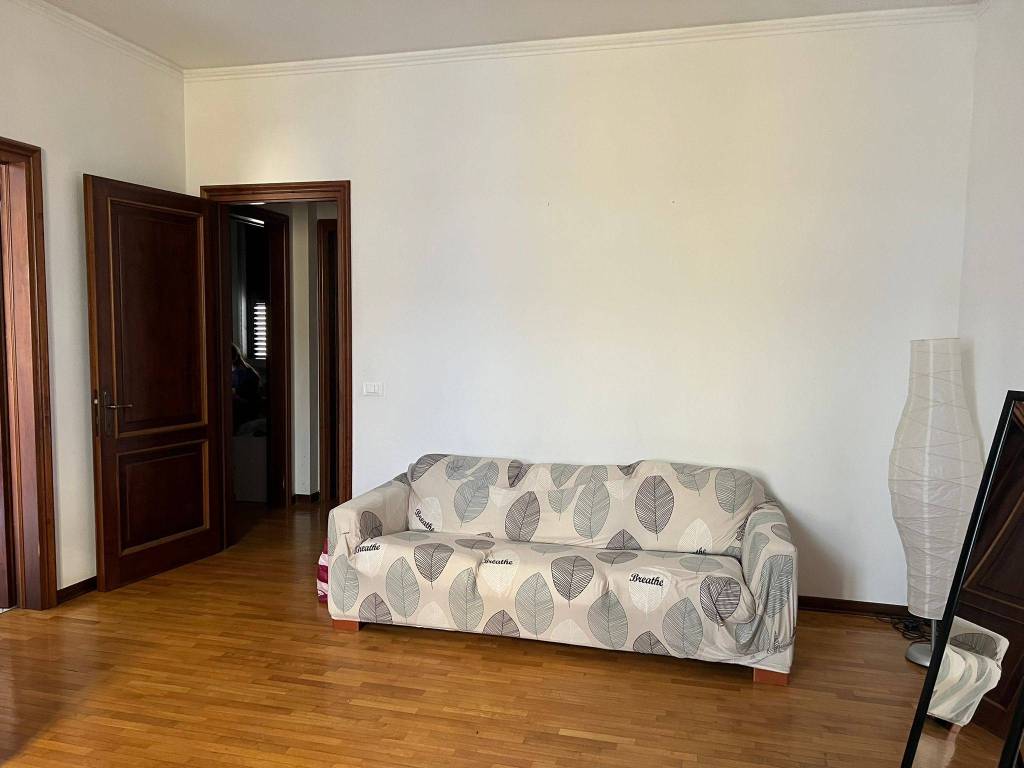 Appartamento a Modena in Via dei Balugola - Foto 2