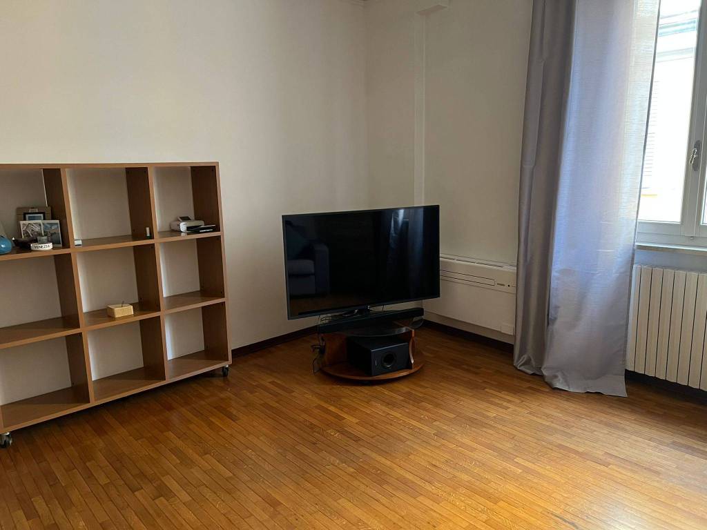Appartamento a Modena in Via dei Balugola - Foto 3