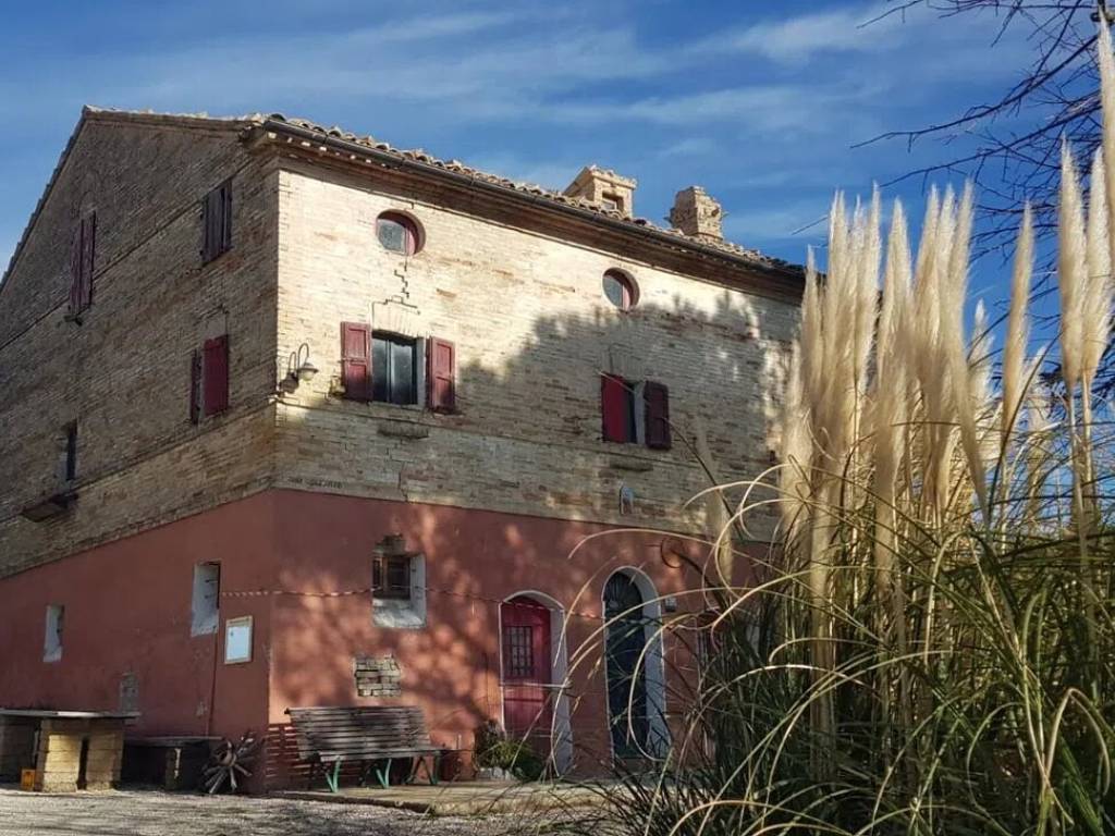 Rustico / casale a Monte san giusto in Contrada Campiglia S.N.C. - Foto 2