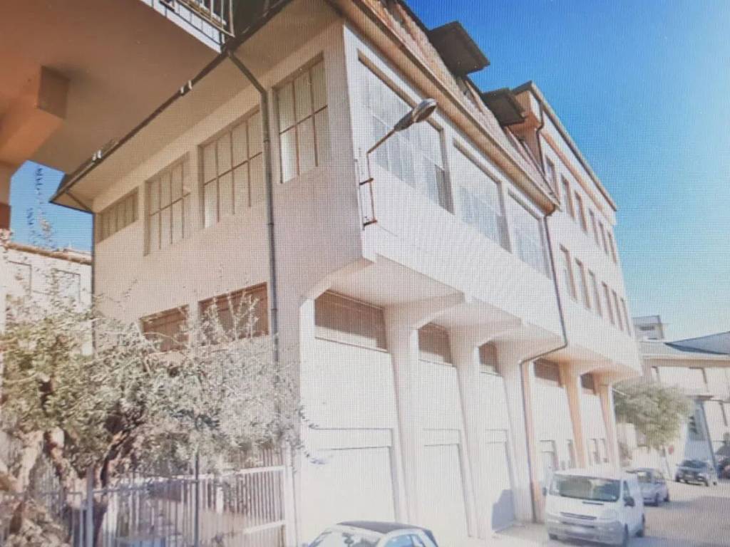 Immobile a Montegranaro in Viale Zaccagnini No Number - Foto 3