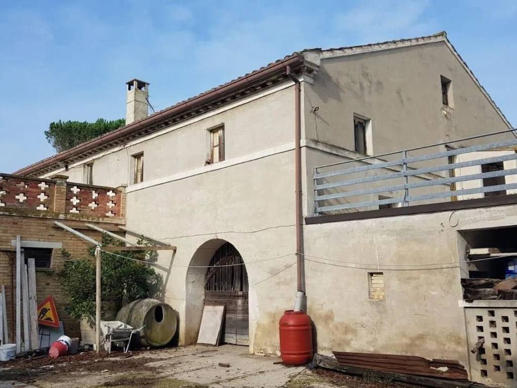 Rustico / casale a Fermo in Strada Provinciale 11 No Number - Foto 2