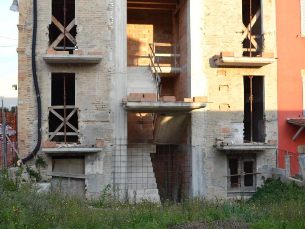 Villa a Civitanova marche in Via Cristoforo Colombo No Number - Foto 5