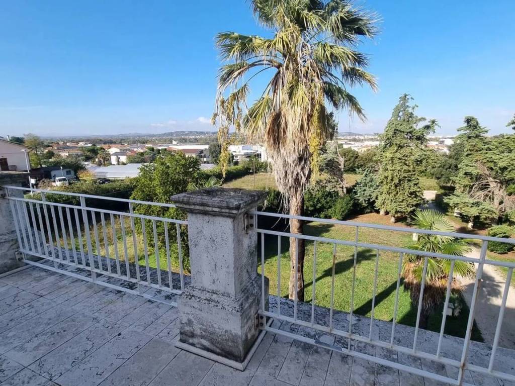 Villa a Porto sant'elpidio in Via Fonte Di Mare No Number - Foto 3